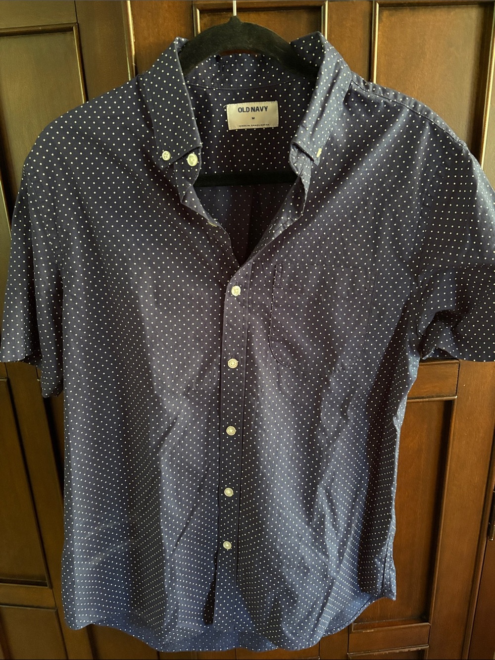 Old Navy Men's Navy Blue Short-Sleeve Button-Down with White Polka Dots